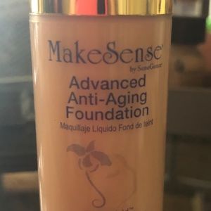MakeSense Advanced Anti-Aging Foundation Almond